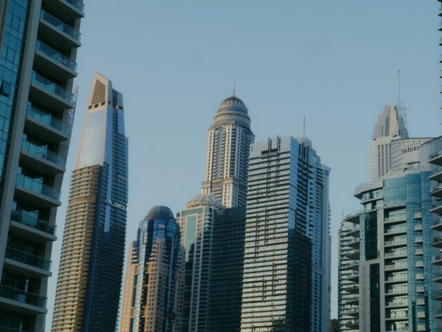 Les frais cachés qui peuvent alourdir votre budget locatif à Dubaï