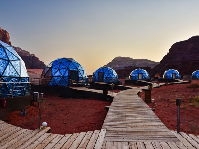 Pourquoi le glamping à Dubaï est un incontournable cette saison ?