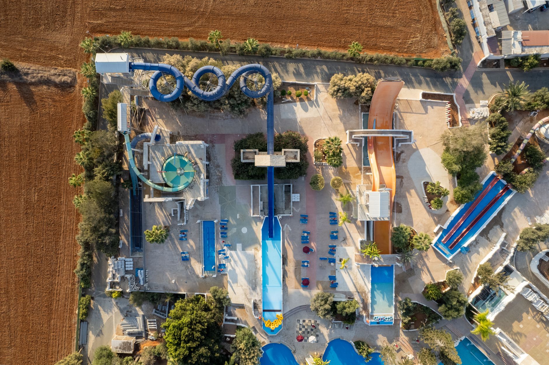 Aquaventure ou Wild Wadi : quel parc aquatique choisir